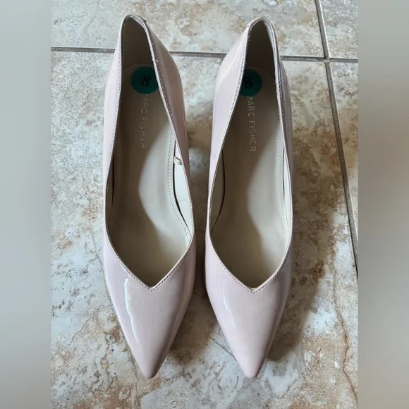 Marc Fisher minimalist Pointed Block Heel Pumps - Nude Pink - Picture 2 of 5